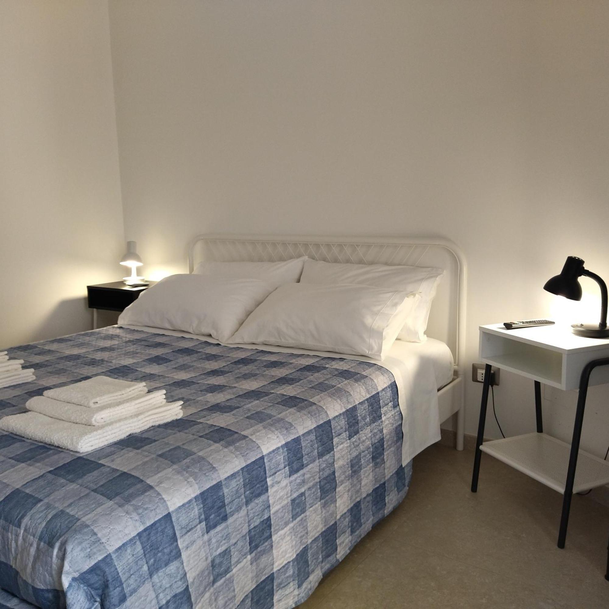 Putignani 210 Apartment บารี ภายนอก รูปภาพ