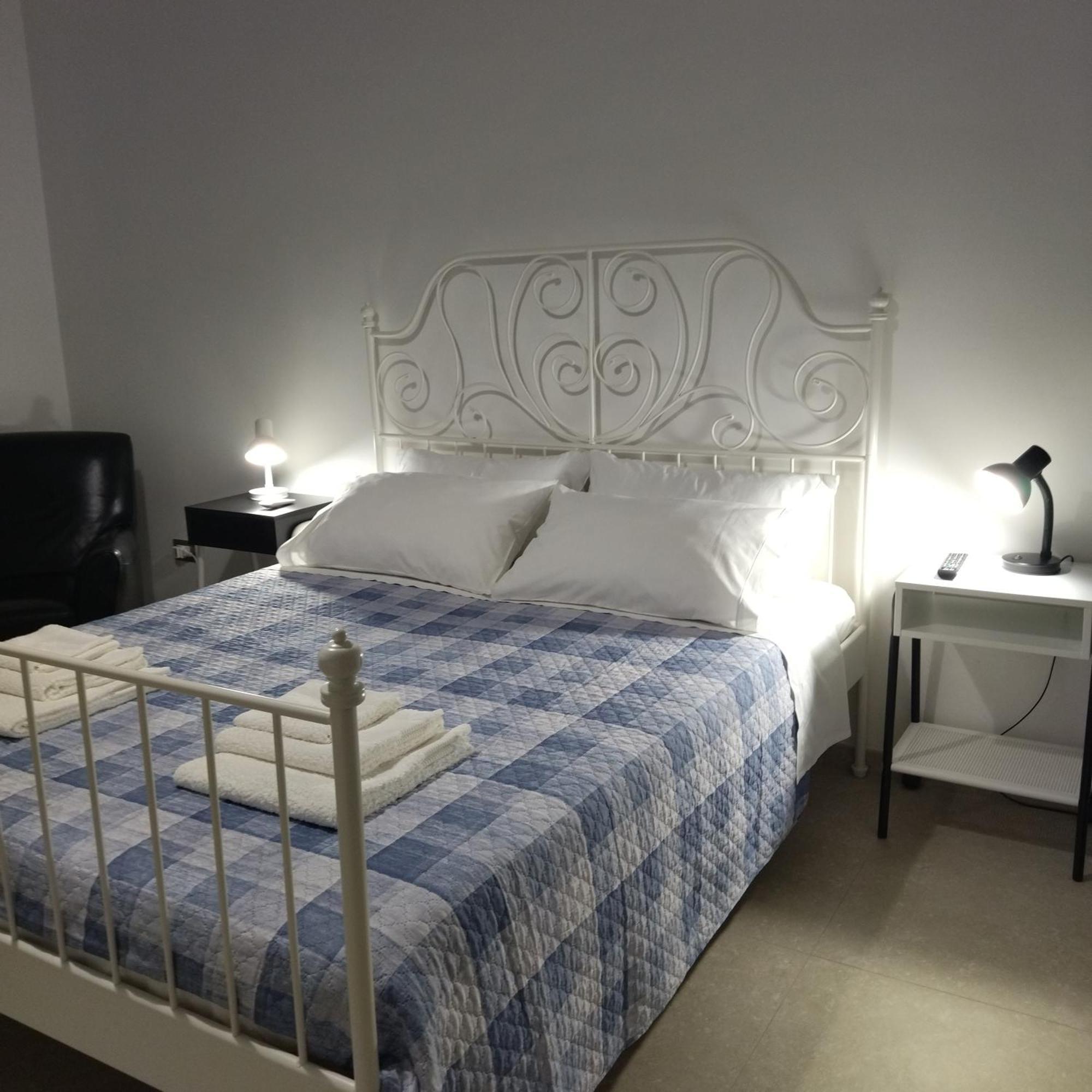 Putignani 210 Apartment บารี ภายนอก รูปภาพ